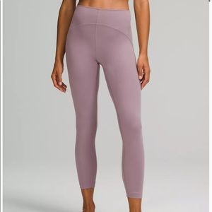 Lululemon instill HR Tight 25” size 6 brand new!!